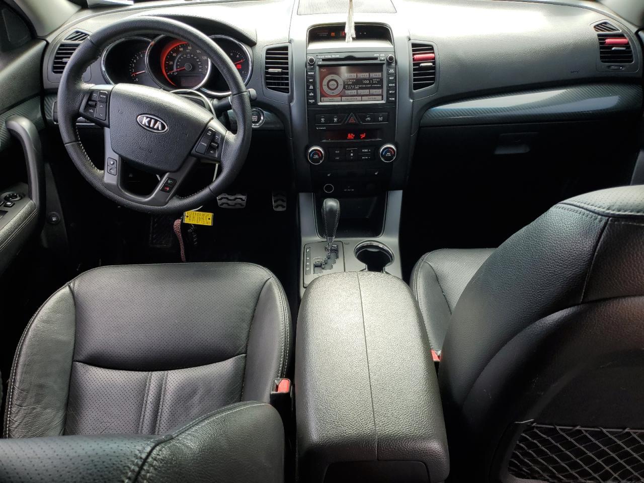 2011 KIA SORENTO