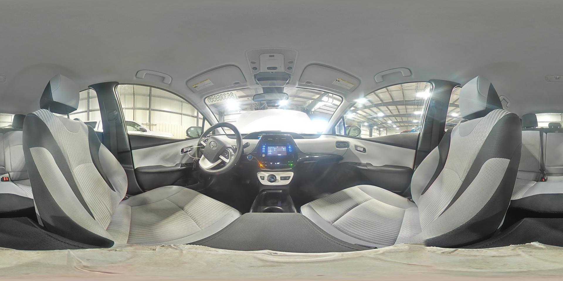 2017 TOYOTA PRIUS