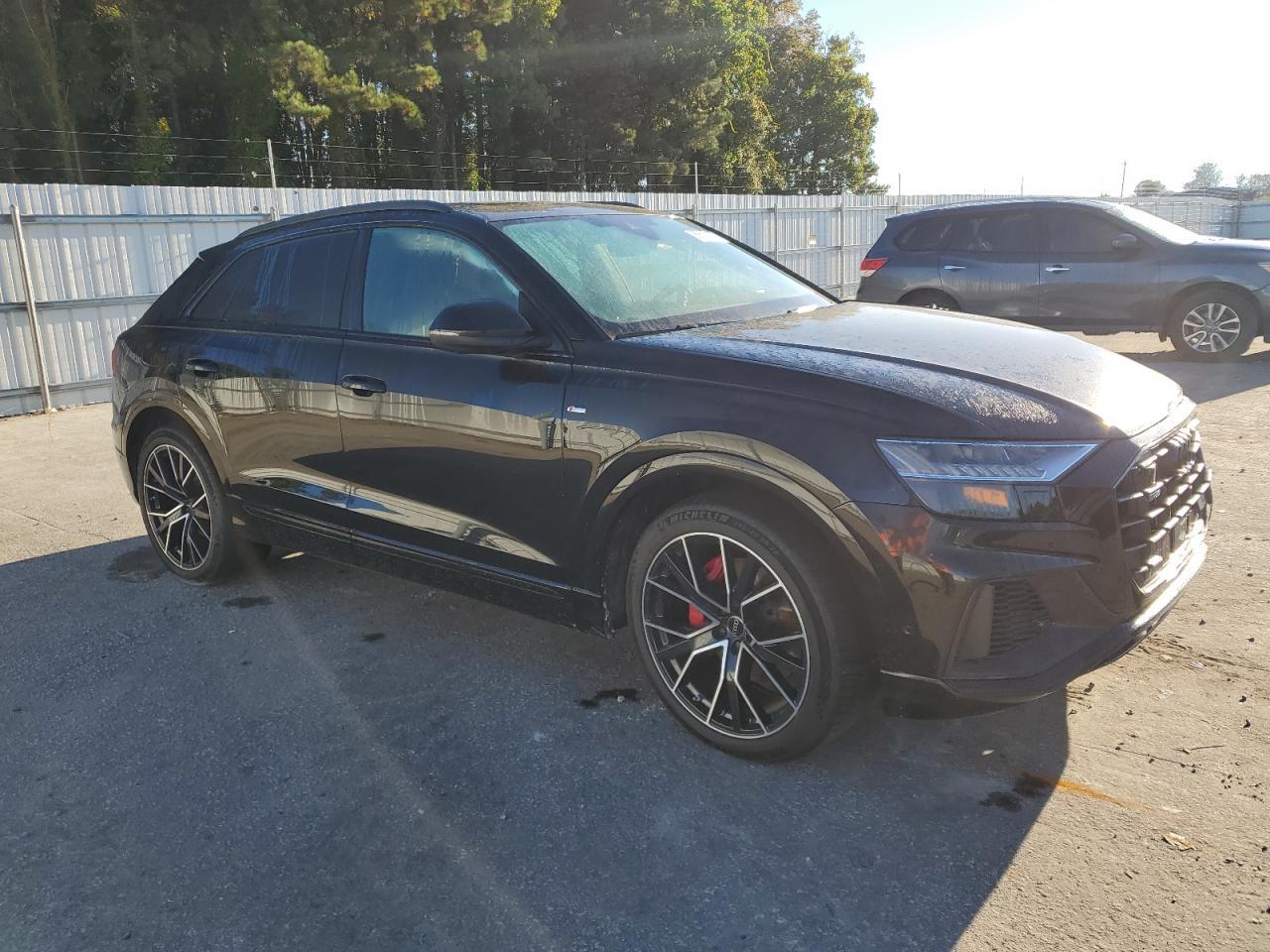 2023 AUDI Q8