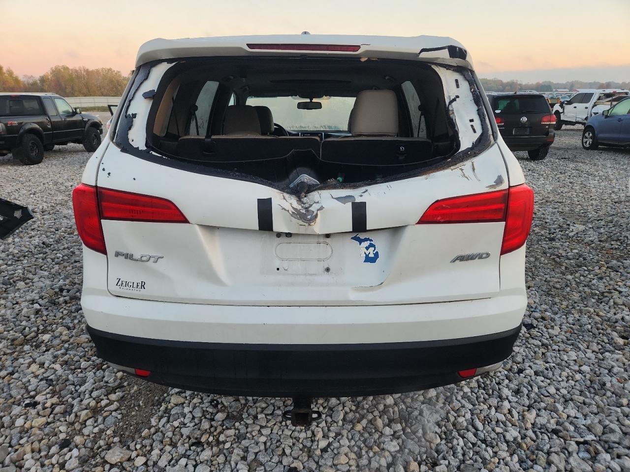 2016 HONDA PILOT