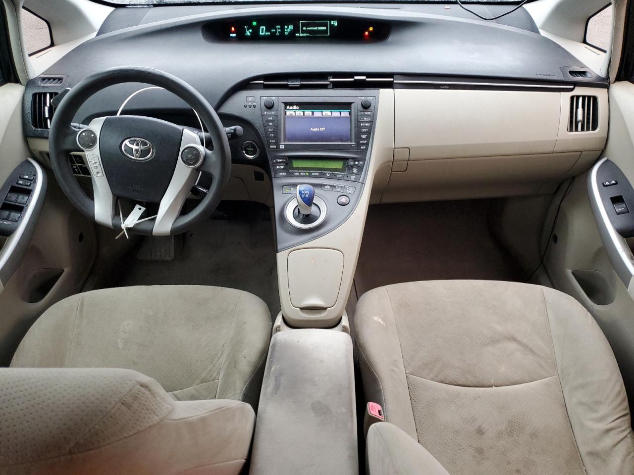 2011 TOYOTA PRIUS