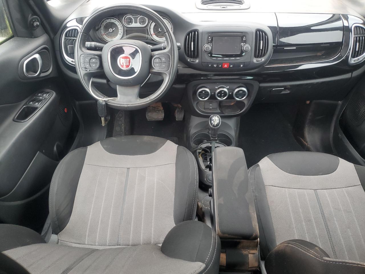 2015 FIAT 500L