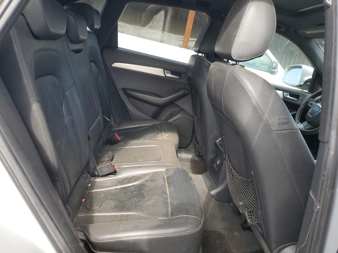 2010 AUDI Q5