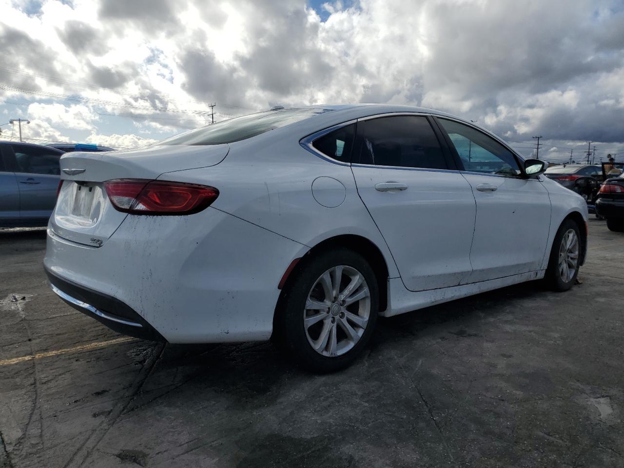 2015 CHRYSLER 200