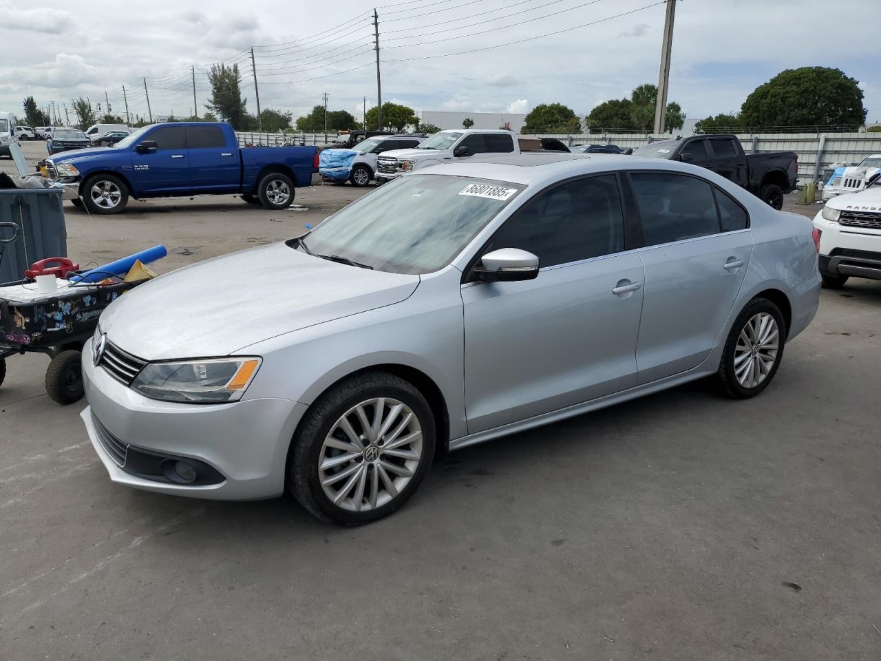 2012 VOLKSWAGEN JETTA