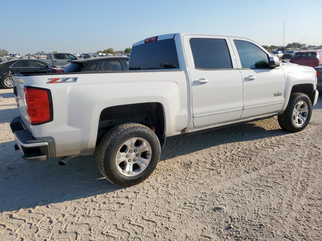 2017 CHEVROLET Silverado