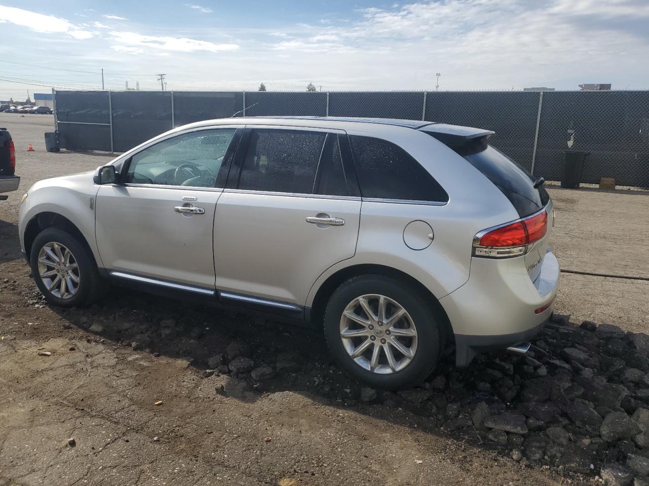 2011 LINCOLN MKX