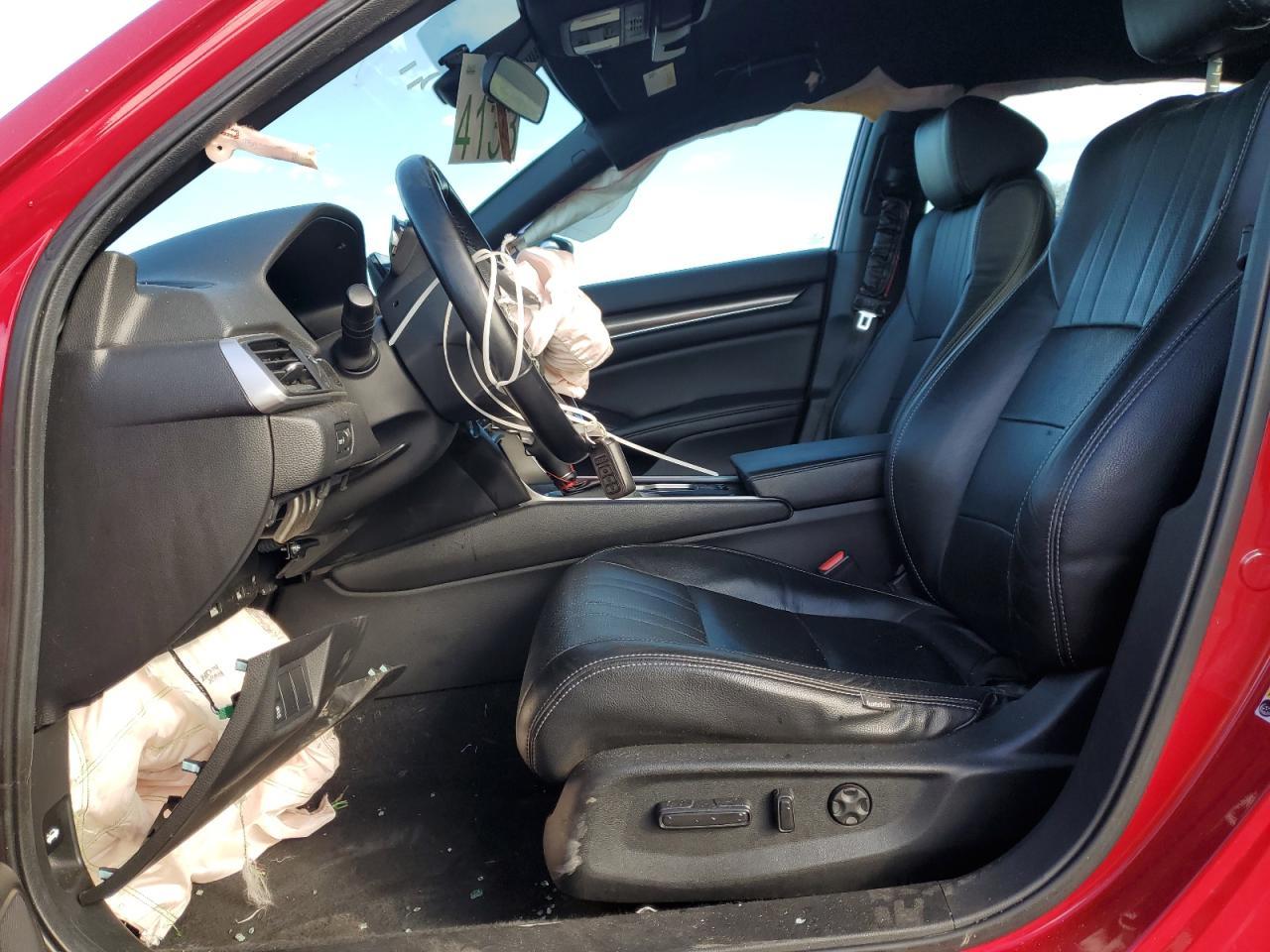 2019 HONDA ACCORD