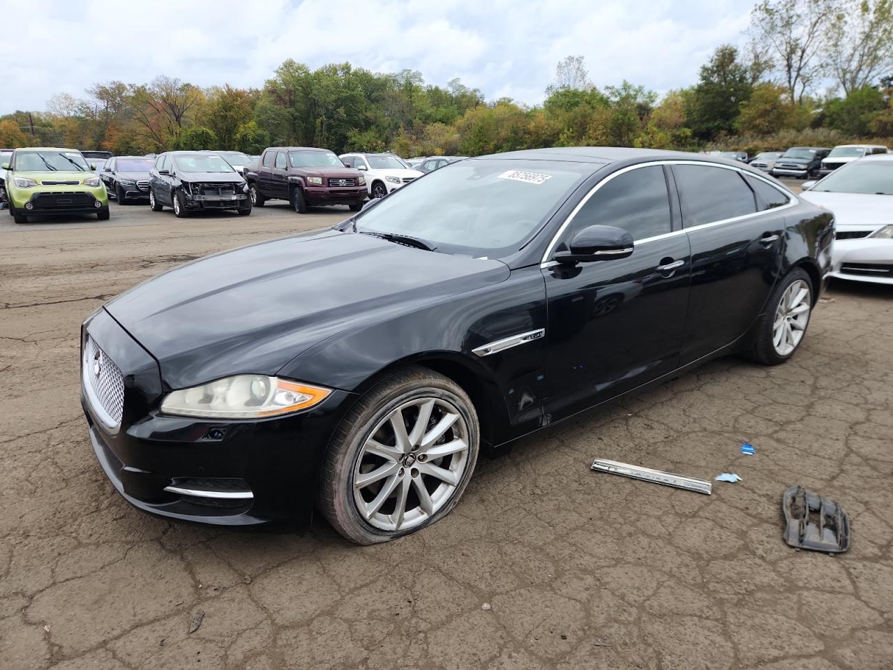 2011 JAGUAR Xj-Series