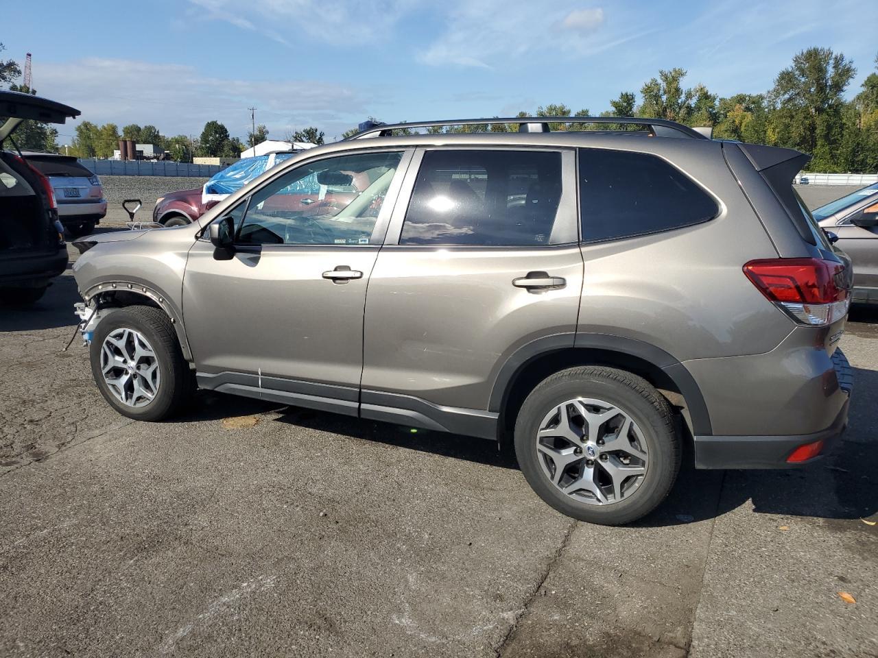 2019 SUBARU FORESTER