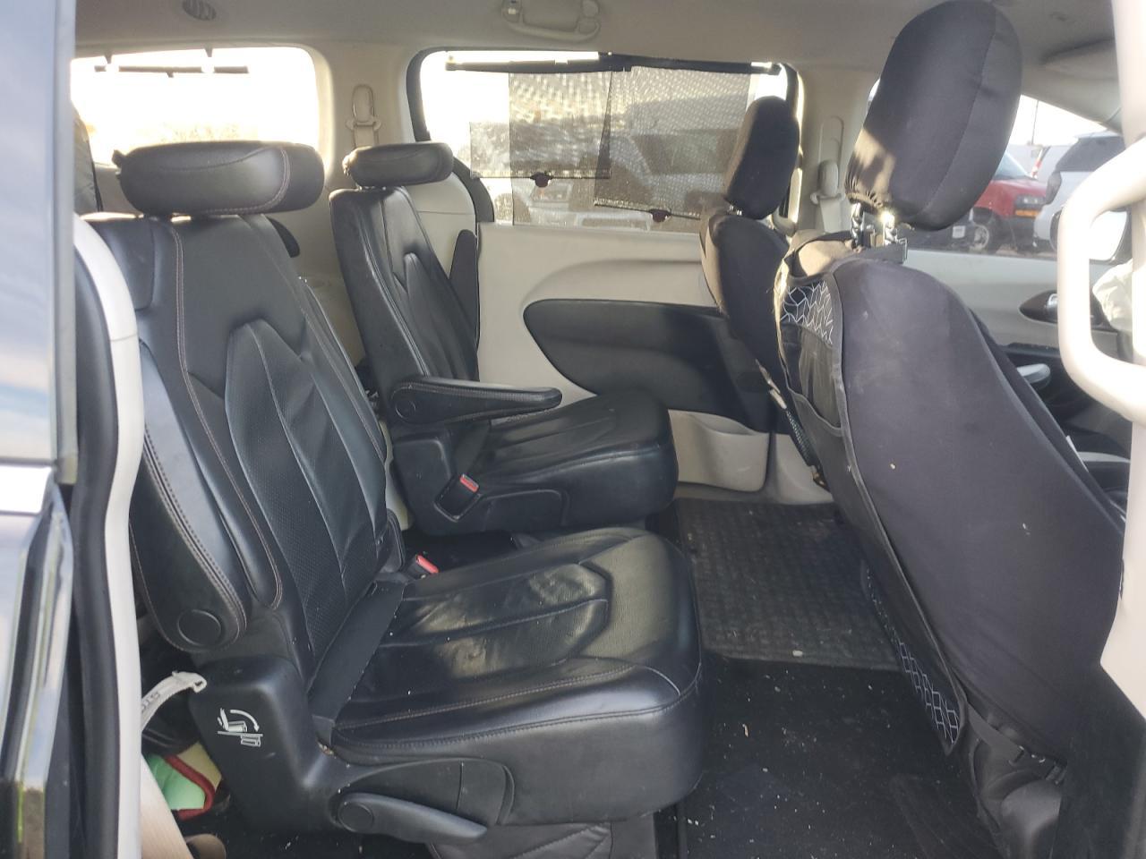 2019 CHRYSLER Pacifica