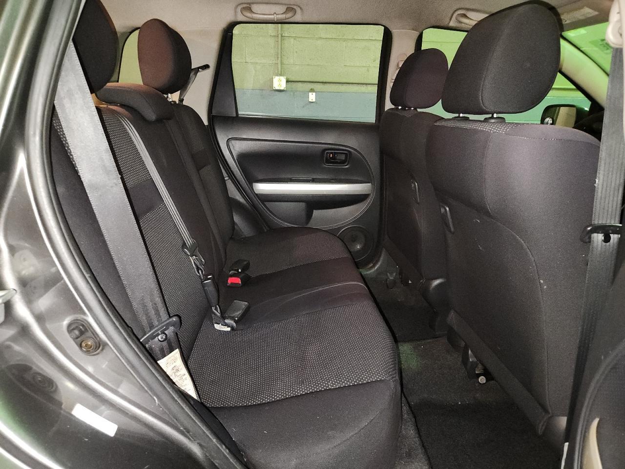 2004 TOYOTA SCION