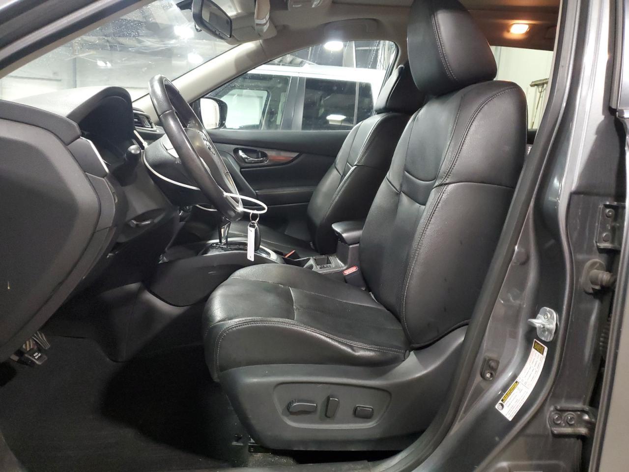 2016 NISSAN ROGUE