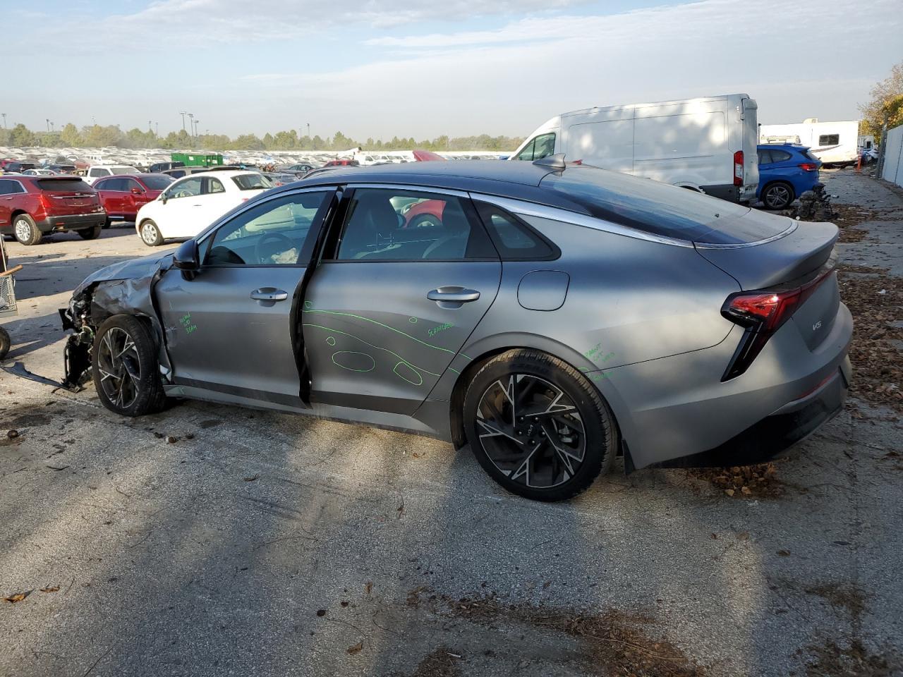 2025 KIA K5