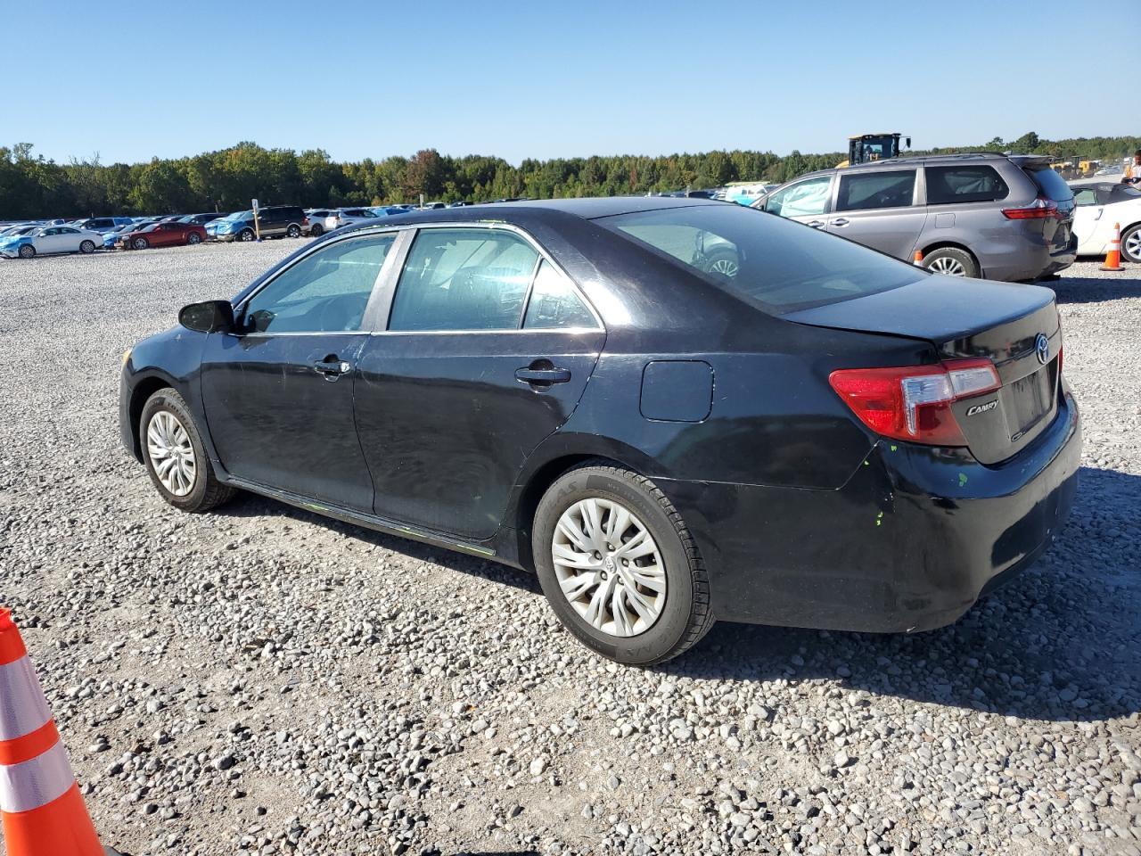 2013 TOYOTA CAMRY