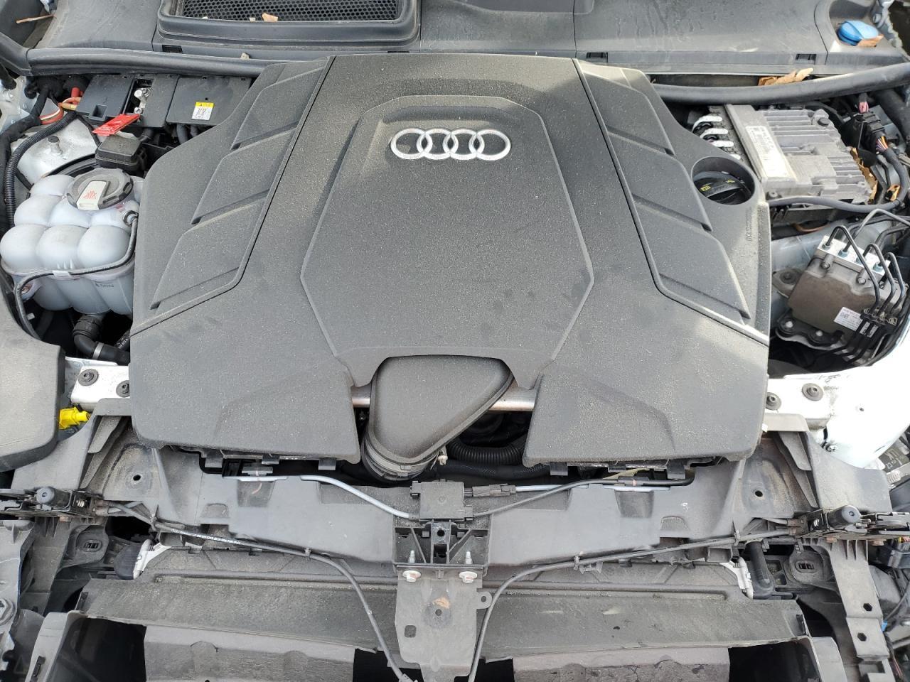2020 AUDI Q8