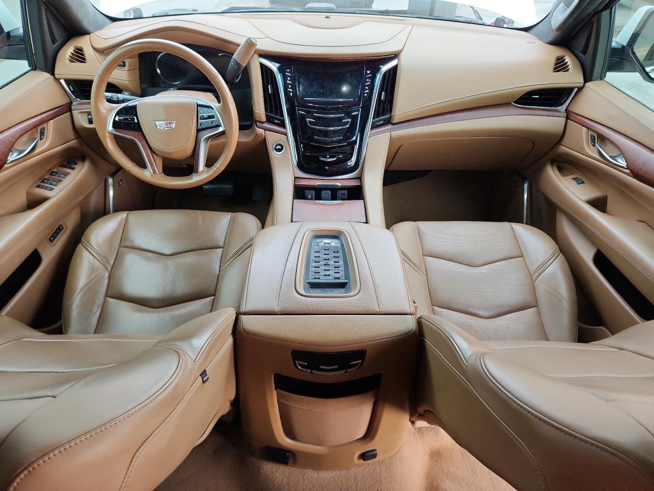2017 CADILLAC ESCALADE