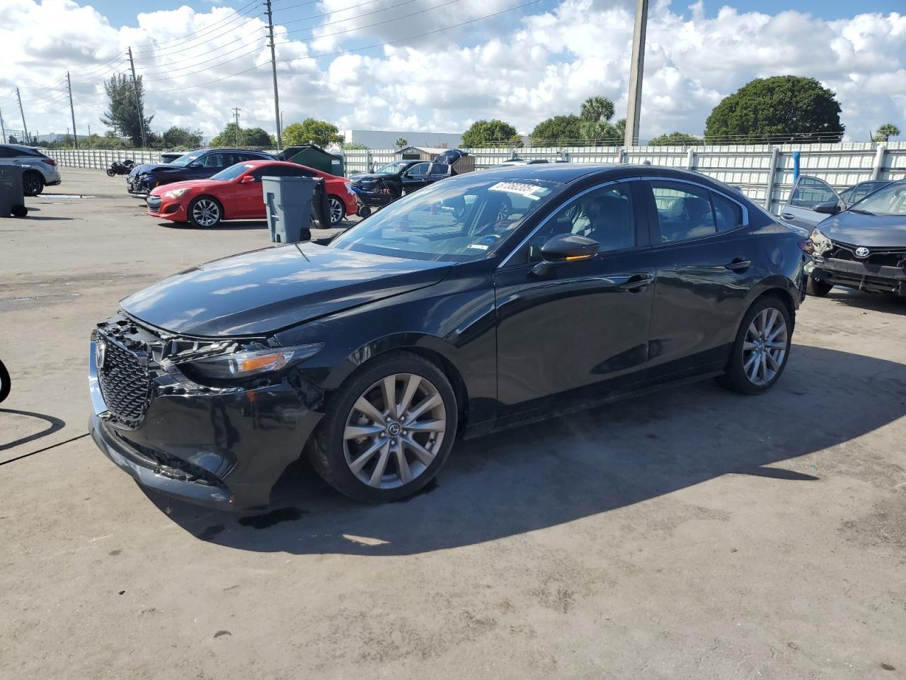2019 MAZDA 3