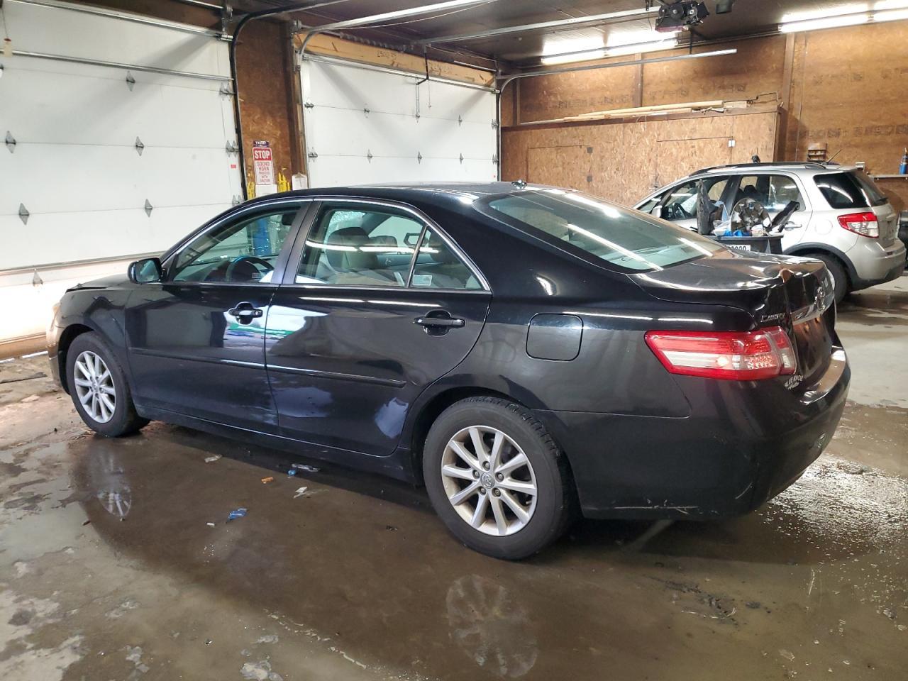 2010 TOYOTA CAMRY