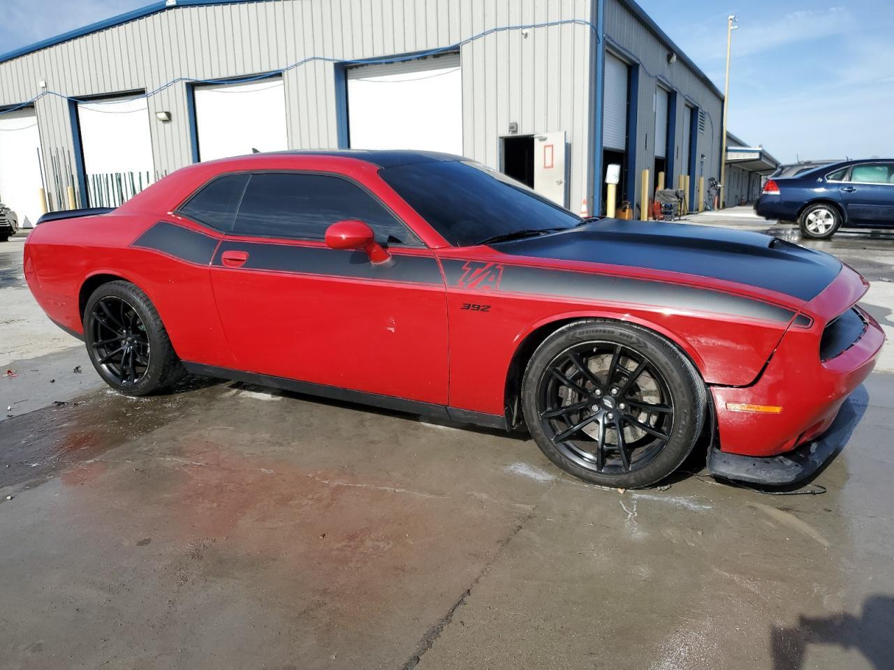 2017 DODGE Challenger