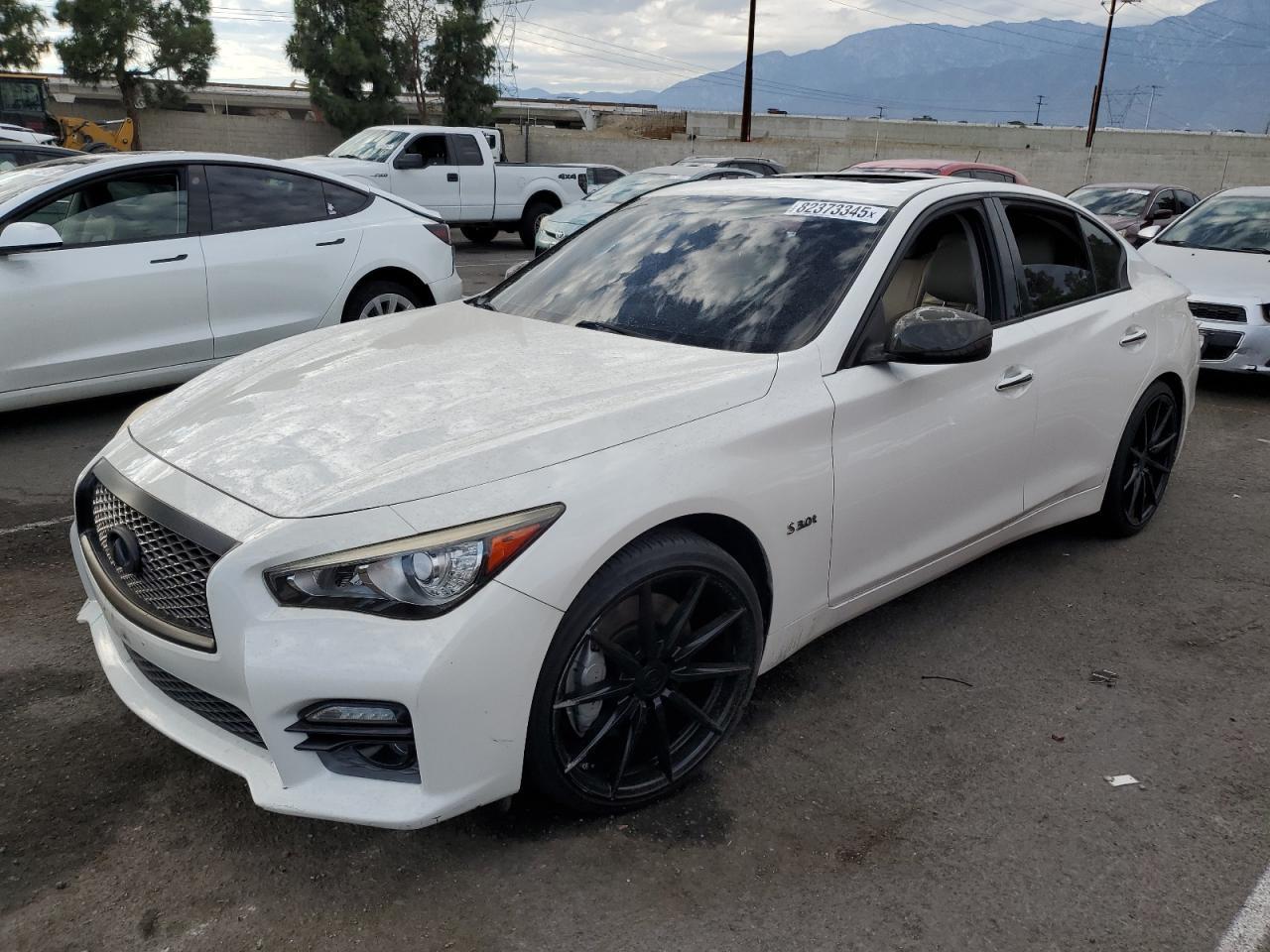 2016 INFINITI Q50