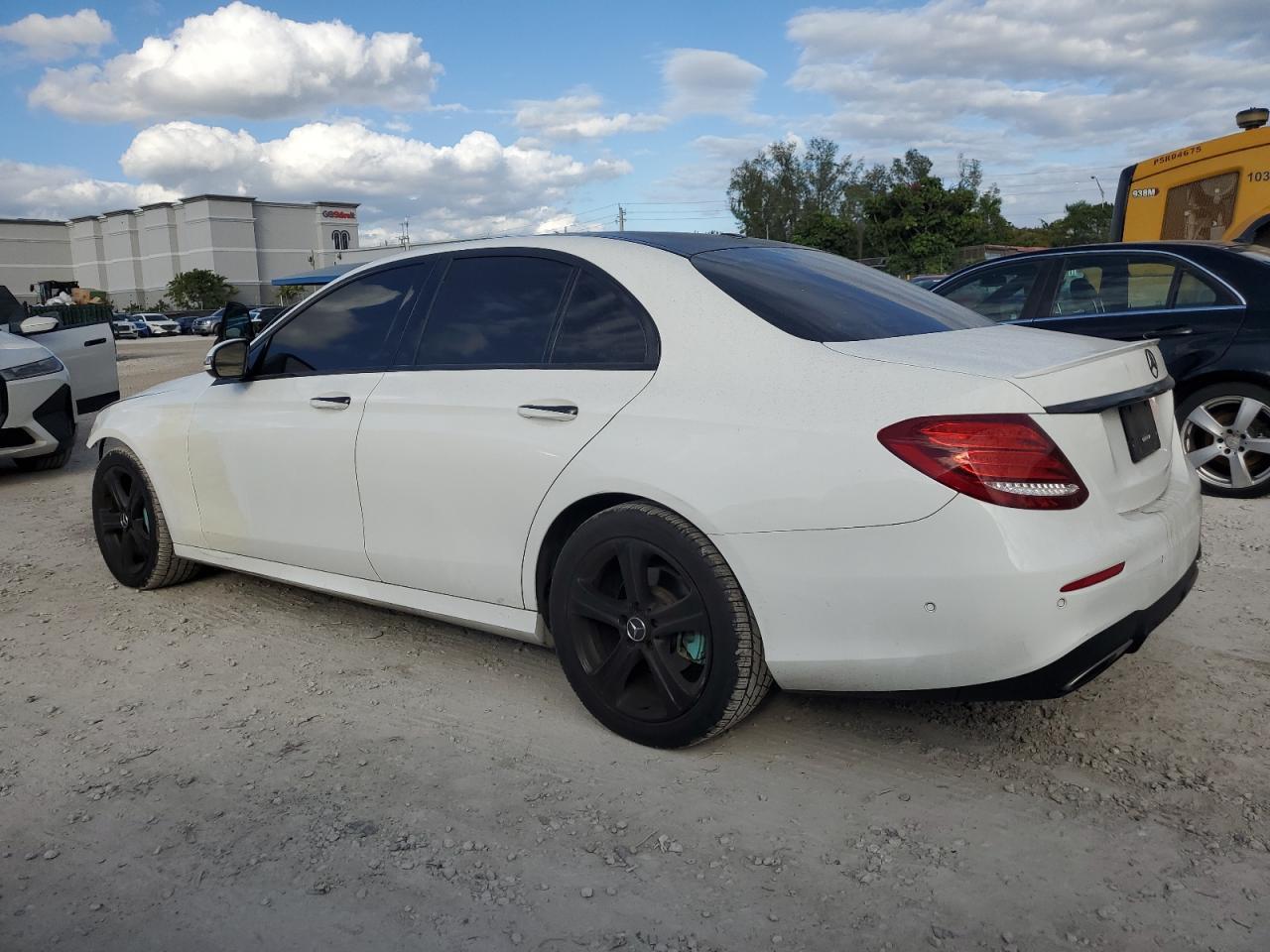 2017 MERCEDES-BENZ E-Class