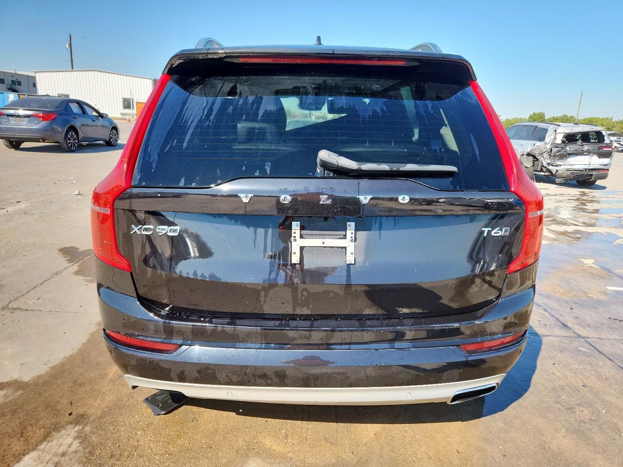 2016 VOLVO XC90