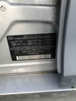 2011 HYUNDAI SONATA