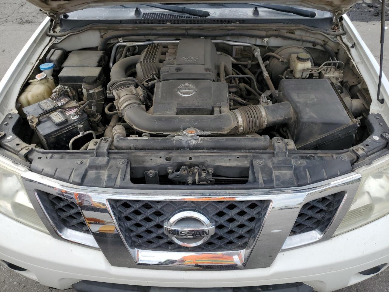 2015 NISSAN Frontier