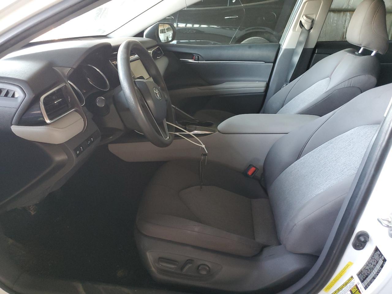 2018 TOYOTA CAMRY