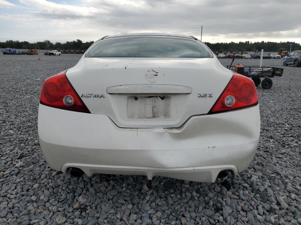 2010 NISSAN ALTIMA