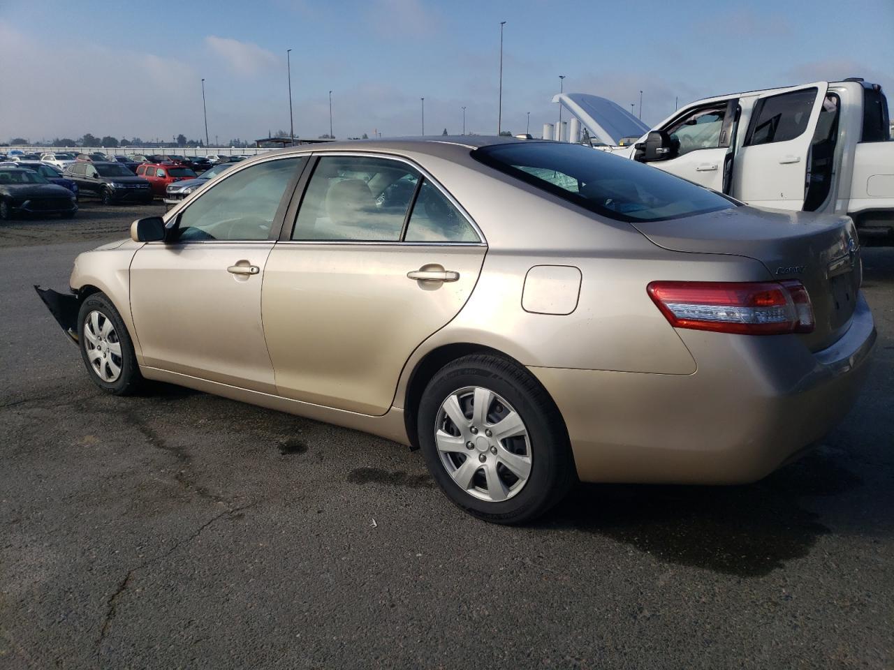 2010 TOYOTA CAMRY