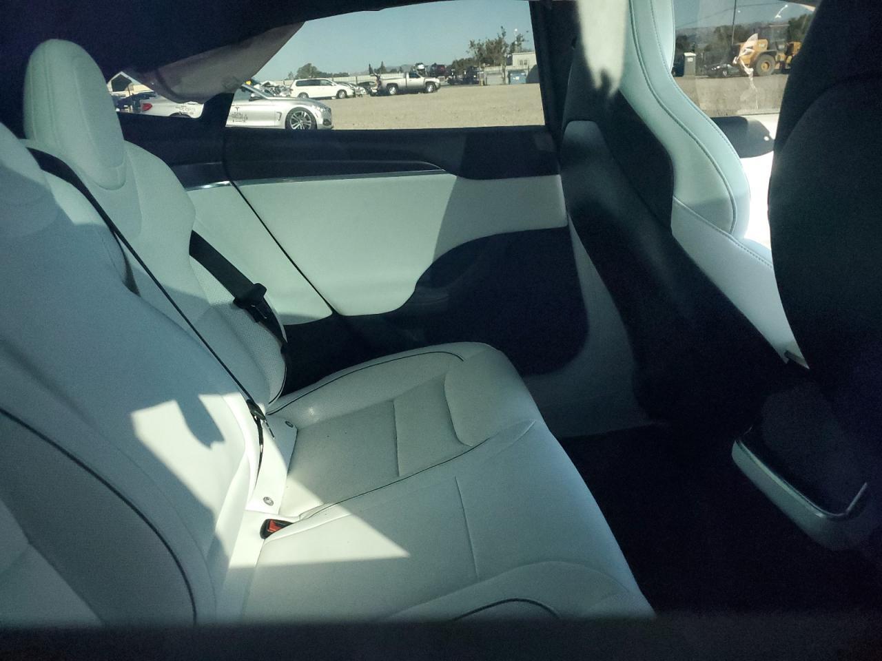 2021 TESLA MODEL S