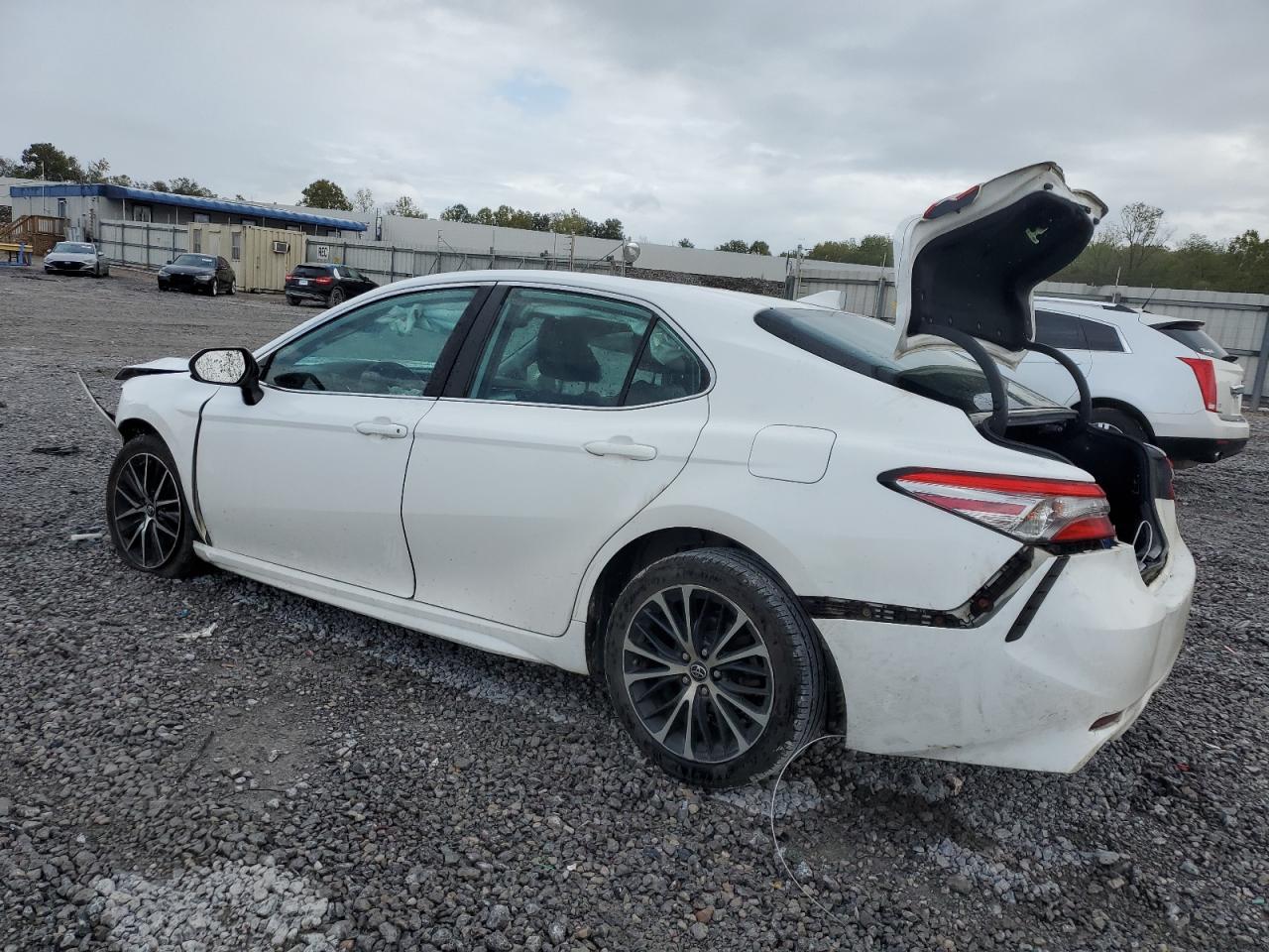 2019 TOYOTA CAMRY