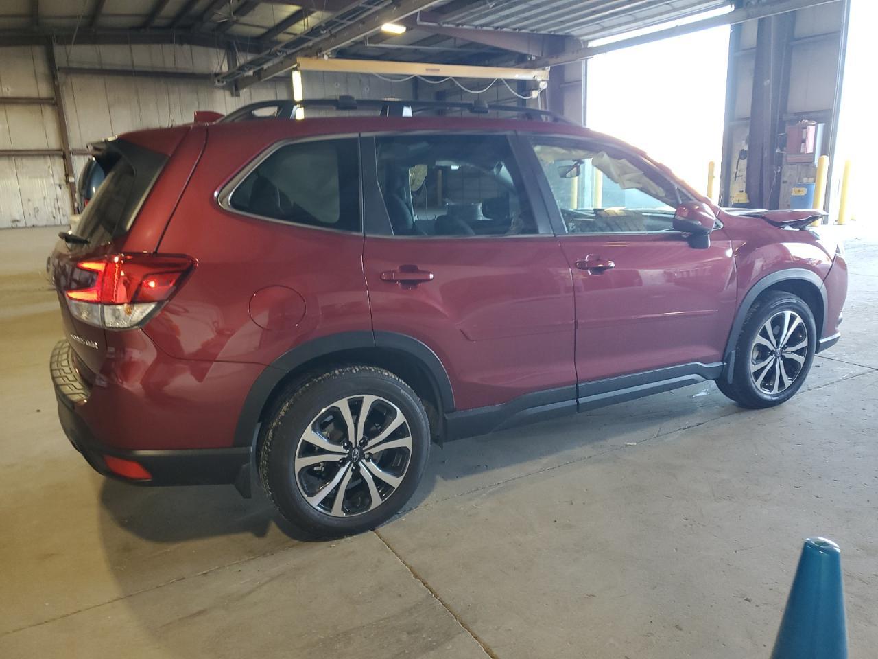 2023 SUBARU FORESTER