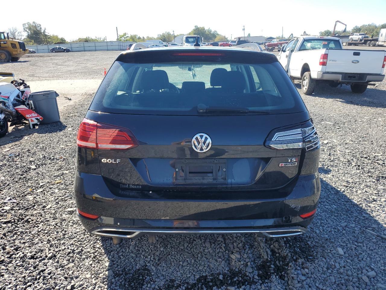 2018 VOLKSWAGEN GOLF SPORTWAGEN