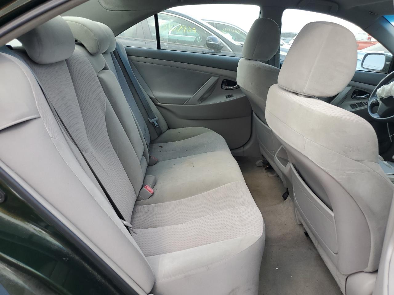 2011 TOYOTA CAMRY
