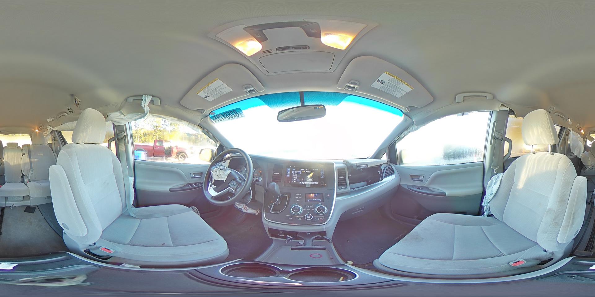 2015 TOYOTA SIENNA