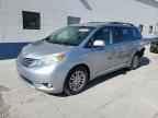 2011 TOYOTA SIENNA