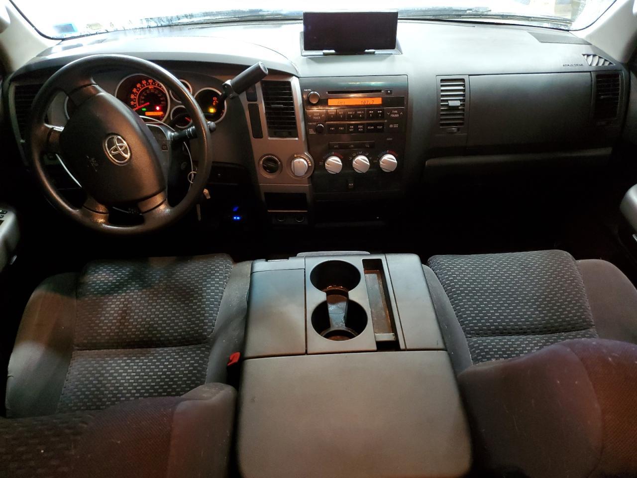 2011 TOYOTA TUNDRA