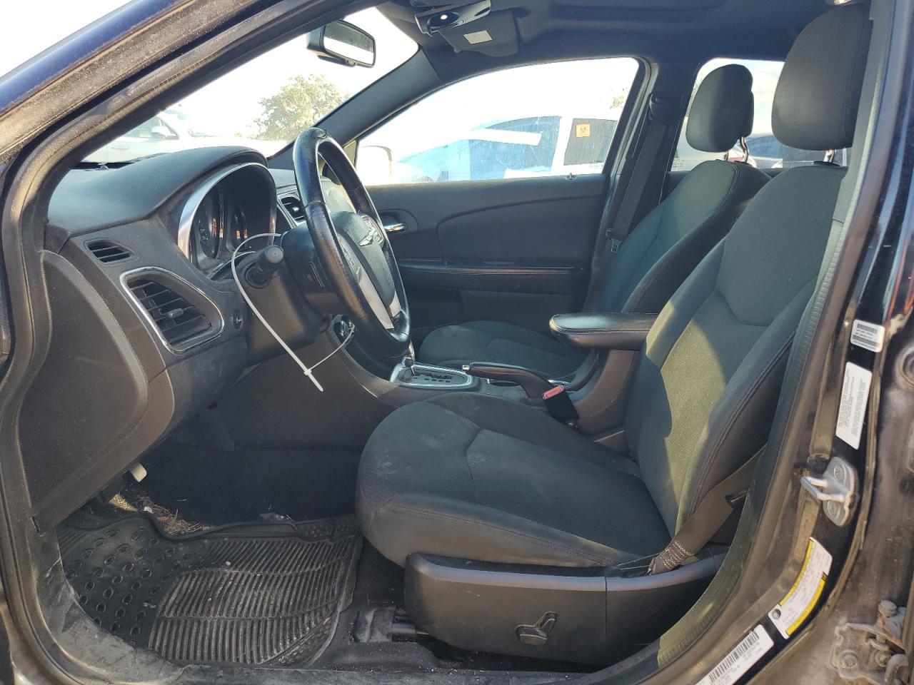 2012 CHRYSLER 200