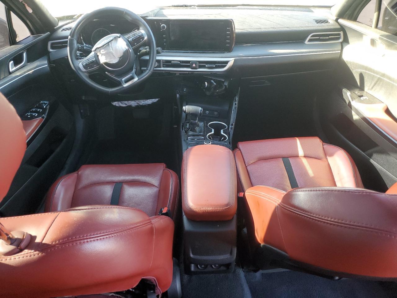2022 KIA K5