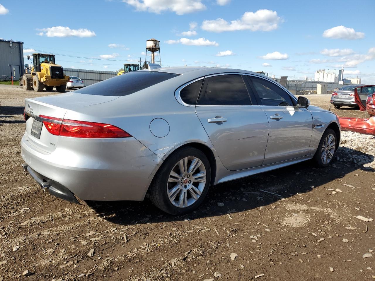 2016 JAGUAR XF
