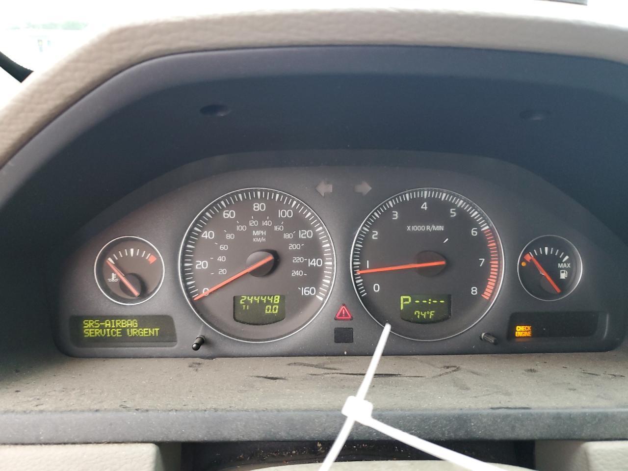 2006 VOLVO XC90