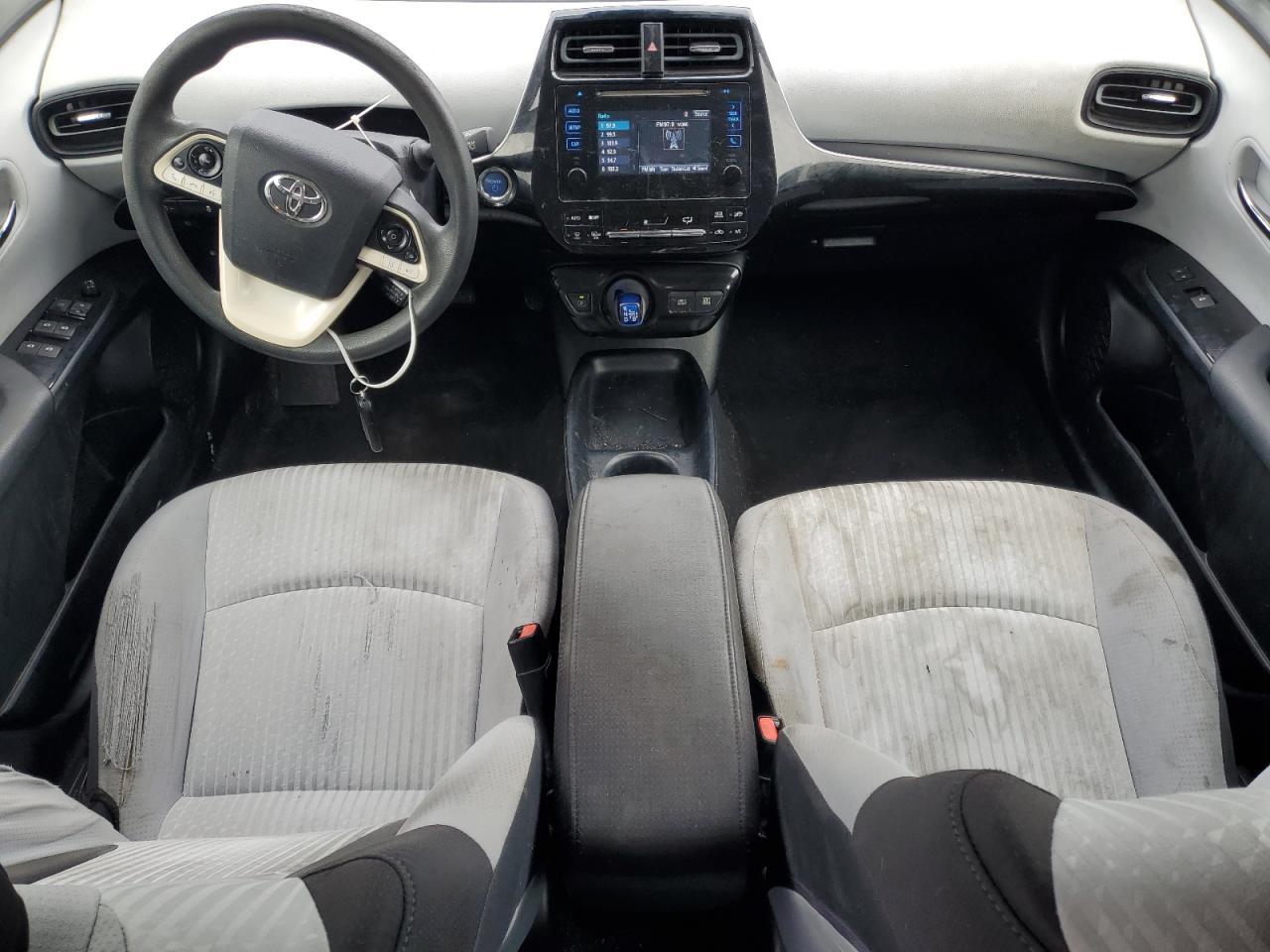 2017 TOYOTA PRIUS