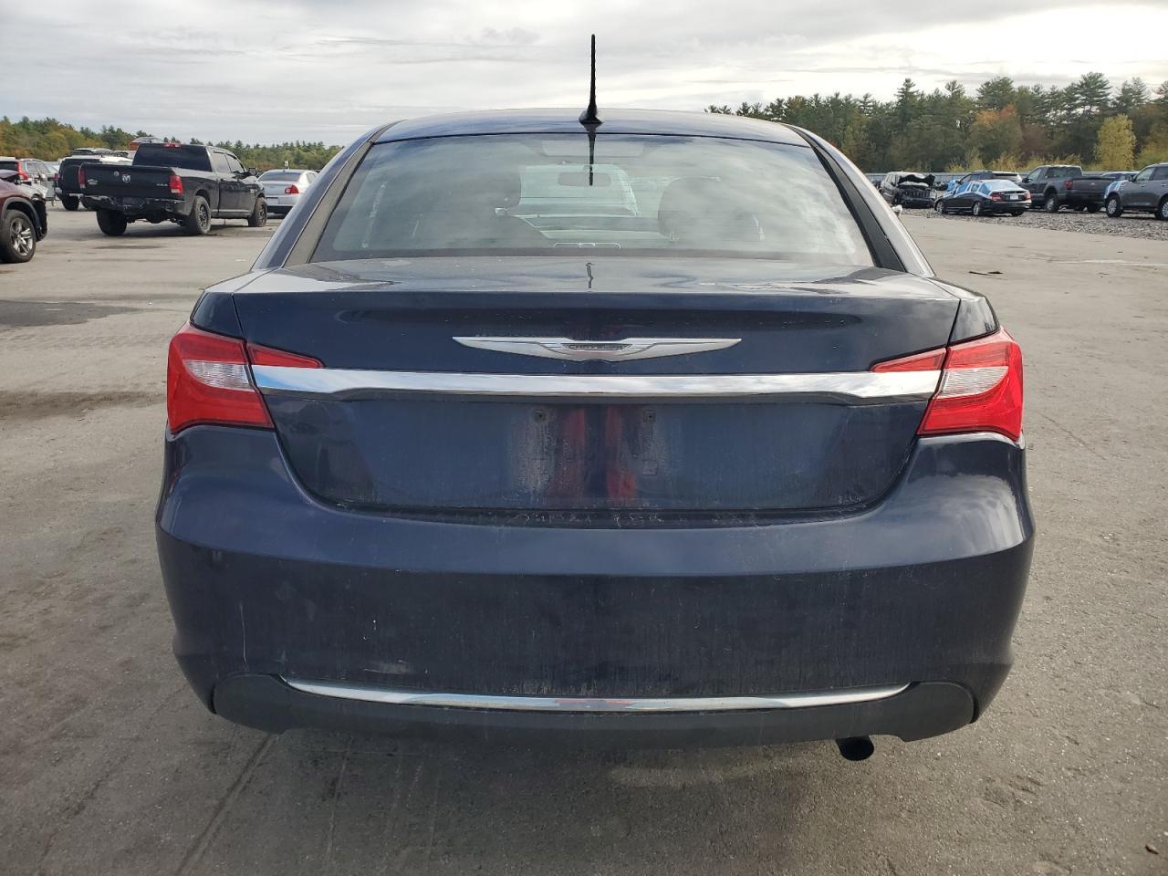 2014 CHRYSLER 200
