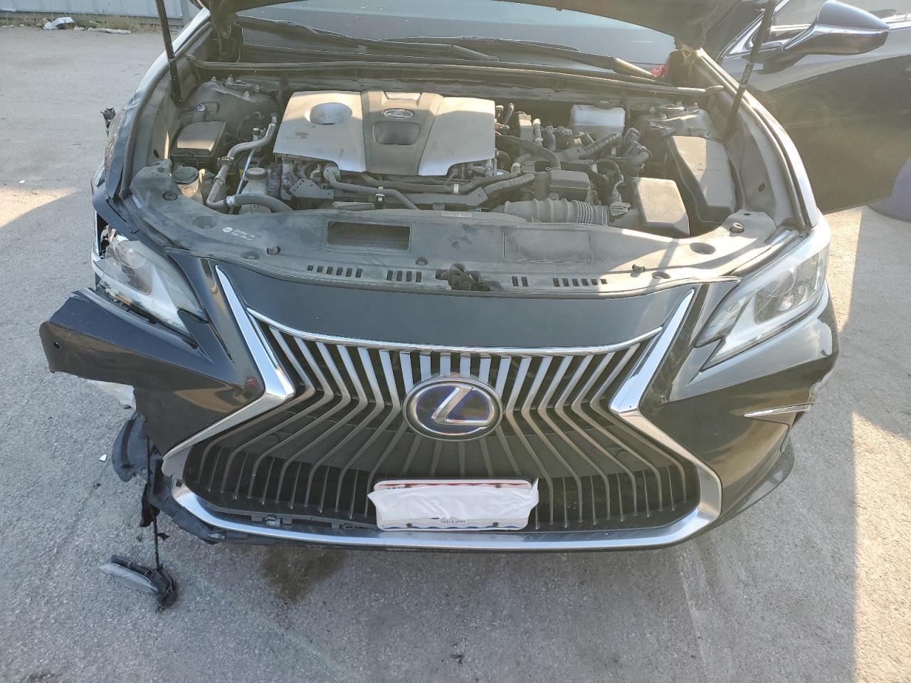 2020 LEXUS ES 300H