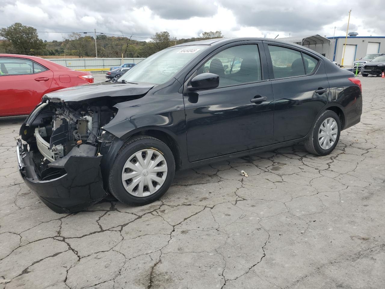 2016 NISSAN VERSA