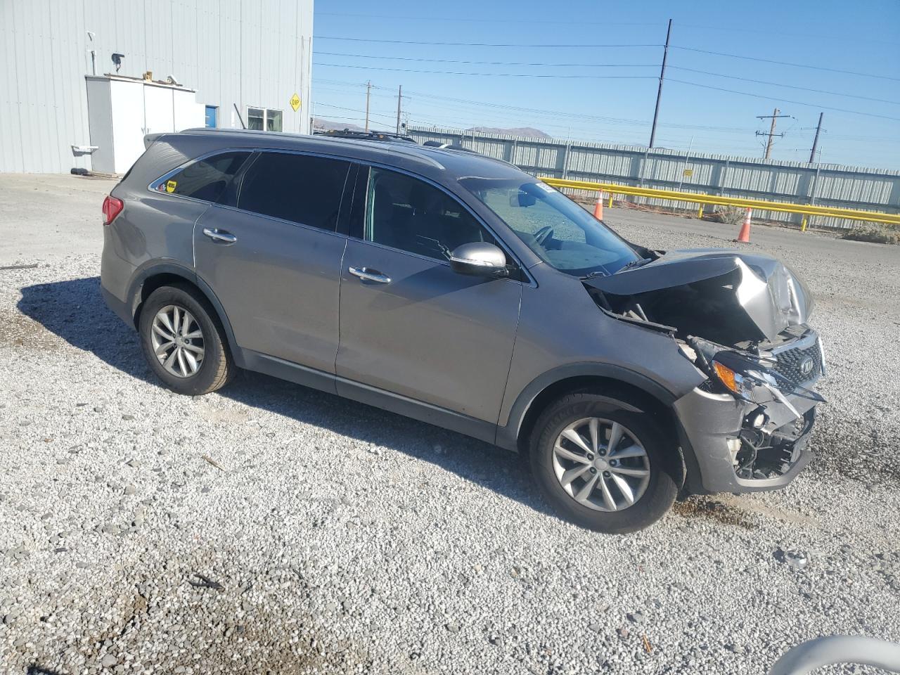 2017 KIA SORENTO