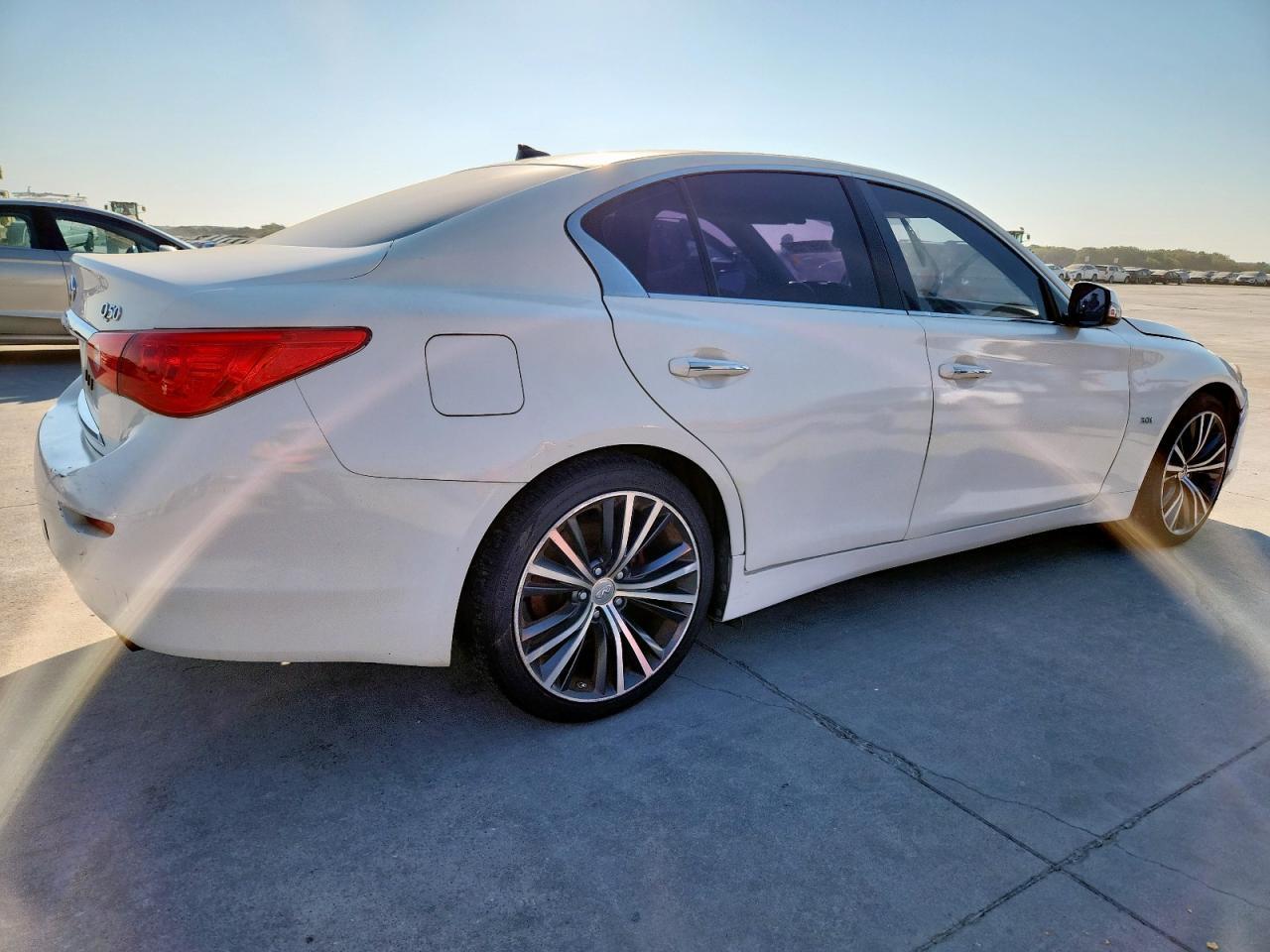 2017 INFINITI Q50